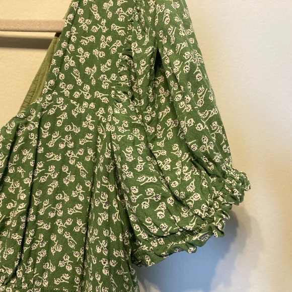 ModCloth XL The Right Puff Mini Dress. Green Floral Ditzy. - Picture 5 of 11